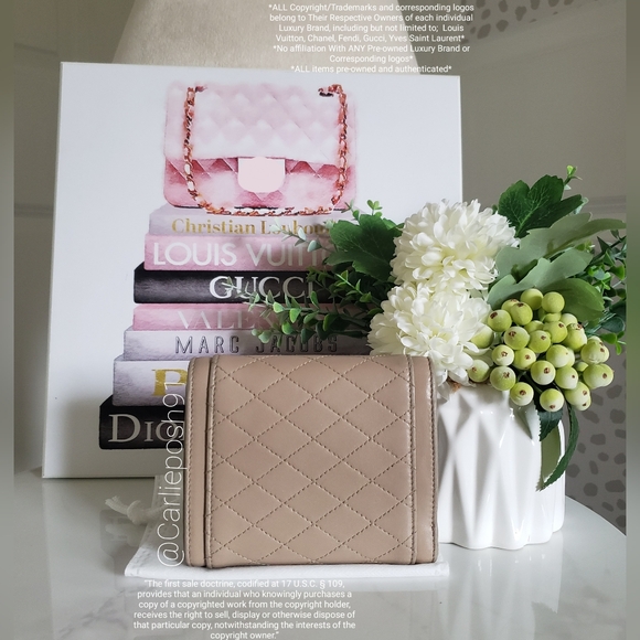 Authentic Pre-owned Yves Saint Laurent Gaby Small Flap Envelope Wallet - Picture 2 of 14